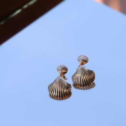 Dangling Shells Earrings