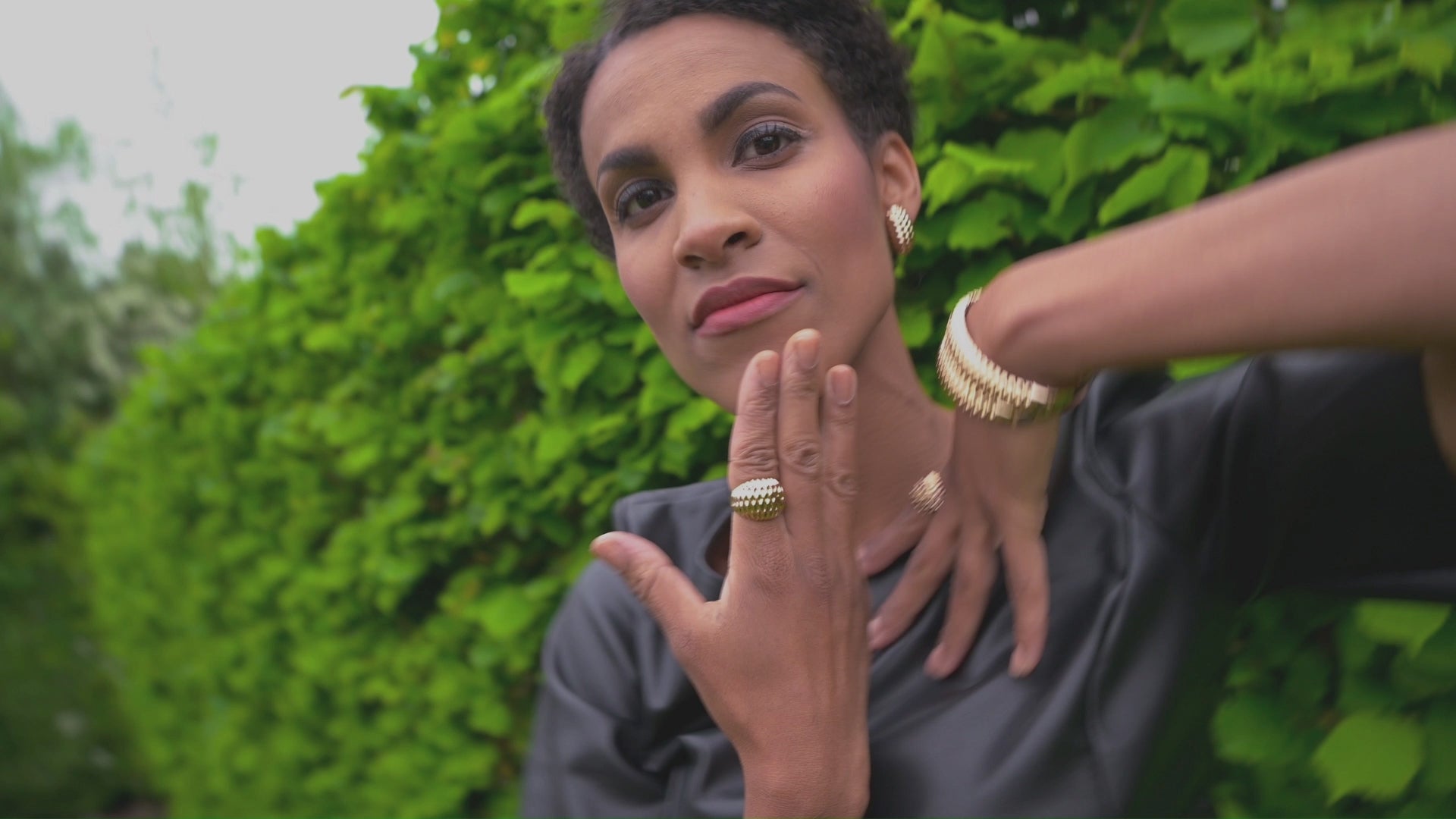 Load video: zero22 video of model wearing gold statement summer jewellery