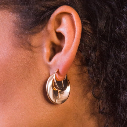 The Oval Hoop Earrings